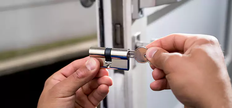 Lock Change Locksmiths Kirkland