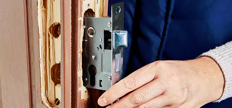 Garage Door Lock Replacement Kirkland